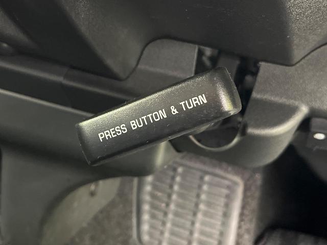 ハイエースワゴン GL 4WD 片側電動ドア 純正SDナビ バックカメラ 衝突被害軽減システム 禁煙車 ドラレコ コーナーセンサー スマートキー LEDヘッド ビルトインETC オートハイビーム 車線逸脱警報 オートライト(39枚目)