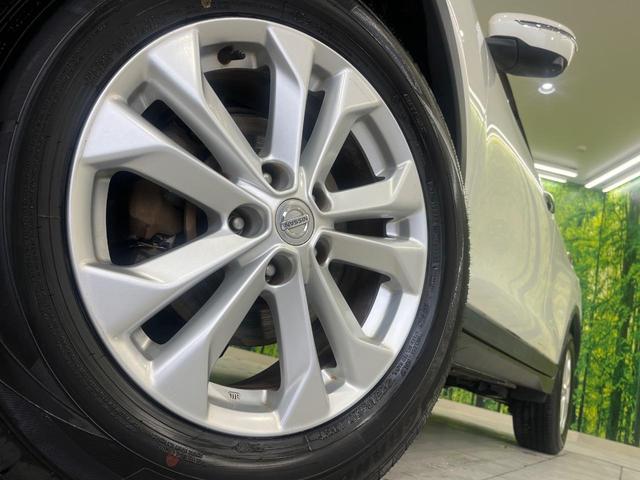 【純正１７インチアルミホイール】外観にマッチした純正アルミホイールを装着しております。各種社外アルミホイールや、スタッドレスタイヤも取扱いしております。是非ご相談ください♪