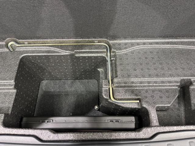 フォレスター アドバンス 4WD アイサイト ハイブリッド 純正8インチナビ Bluetooth再生 ドライブレコーダー バックカメラ ETC フルセグTV LEDヘッドライト フロントフォグ 禁煙車 デュアルオートエアコン(31枚目)