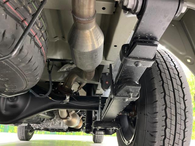 お車を安心してお乗りいただく為には、足回りの定期点検が欠かせません。サービスサポート（有償保証）では無料点検もご提供しており、安心のカーライフをお過ごしいただけるサポート体制が整っています。