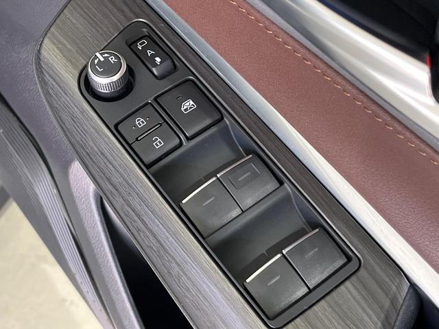 ハリアーハイブリッド Z 全周囲カメラ 純正12.3インチナビ 衝突被害軽減システム レーダークルーズ 禁煙車 ハーフレザーシート パワーシート ドラレコ コーナーセンサー スマートキー LEDヘッド ETC2.0(22枚目)