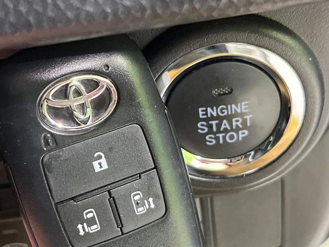 ルーミー カスタムＧ－Ｔ　スマートアシスト　両側パワースライドドア　全周囲カメラ　純正９インチナビ　Ｂｌｕｅｔｏｏｔｈ再生　ドライブレコーダー　ＥＴＣ　フルセグＴＶ　禁煙車　スマートキー　レーダークルーズ　ＬＥＤヘッドライト（9枚目）