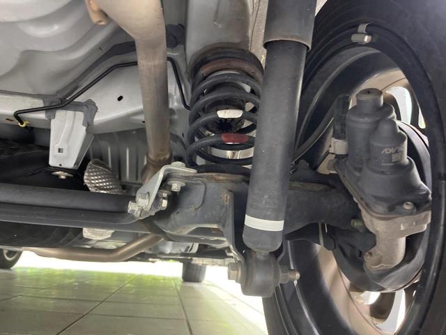 ルーミー カスタムＧ－Ｔ　スマートアシスト　両側パワースライドドア　全周囲カメラ　純正９インチナビ　Ｂｌｕｅｔｏｏｔｈ再生　ドライブレコーダー　ＥＴＣ　フルセグＴＶ　禁煙車　スマートキー　レーダークルーズ　ＬＥＤヘッドライト（23枚目）