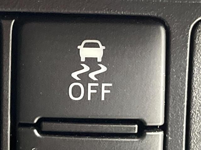 ルーミー カスタムＧ－Ｔ　スマートアシスト　両側パワースライドドア　全周囲カメラ　純正９インチナビ　Ｂｌｕｅｔｏｏｔｈ再生　ドライブレコーダー　ＥＴＣ　フルセグＴＶ　禁煙車　スマートキー　レーダークルーズ　ＬＥＤヘッドライト（32枚目）