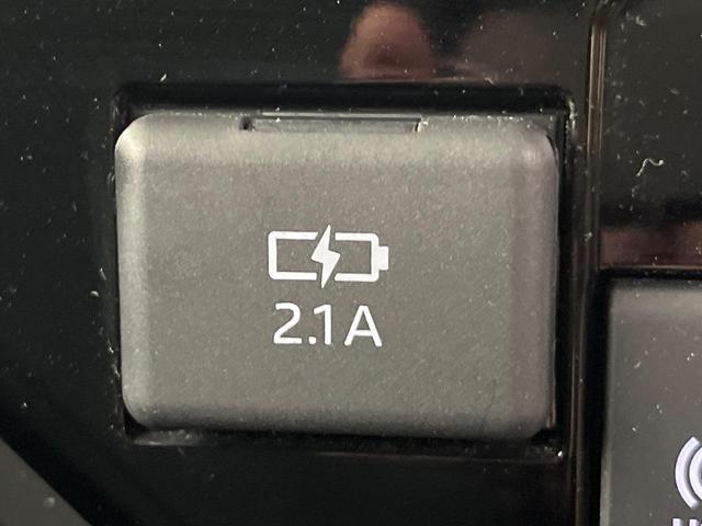 ルーミー カスタムＧ－Ｔ　スマートアシスト　両側パワースライドドア　全周囲カメラ　純正９インチナビ　Ｂｌｕｅｔｏｏｔｈ再生　ドライブレコーダー　ＥＴＣ　フルセグＴＶ　禁煙車　スマートキー　レーダークルーズ　ＬＥＤヘッドライト（37枚目）