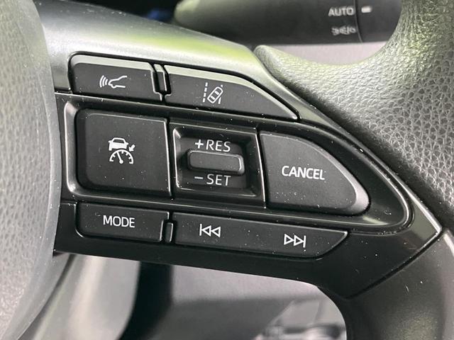 アクア Ｘ　４ＷＤ　トヨタセーフティセンス　純正ナビ機能付きディスプレイオーディオ　Ｂｌｕｅｔｏｏｔｈ再生　バックカメラ　ＥＴＣ　レーダークルーズ　禁煙車　スマートキー　ＬＥＤヘッドライト　オートエアコン（7枚目）