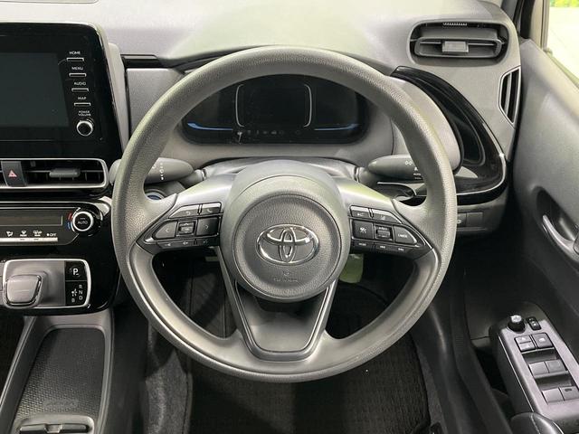 アクア Ｘ　４ＷＤ　トヨタセーフティセンス　純正ナビ機能付きディスプレイオーディオ　Ｂｌｕｅｔｏｏｔｈ再生　バックカメラ　ＥＴＣ　レーダークルーズ　禁煙車　スマートキー　ＬＥＤヘッドライト　オートエアコン（11枚目）