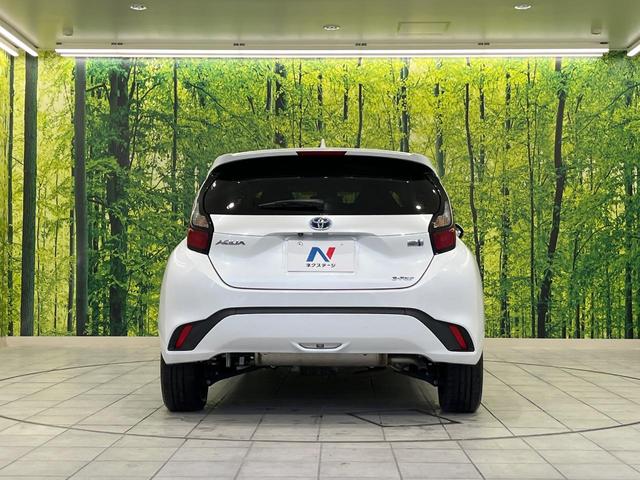 アクア Ｘ　４ＷＤ　トヨタセーフティセンス　純正ナビ機能付きディスプレイオーディオ　Ｂｌｕｅｔｏｏｔｈ再生　バックカメラ　ＥＴＣ　レーダークルーズ　禁煙車　スマートキー　ＬＥＤヘッドライト　オートエアコン（15枚目）