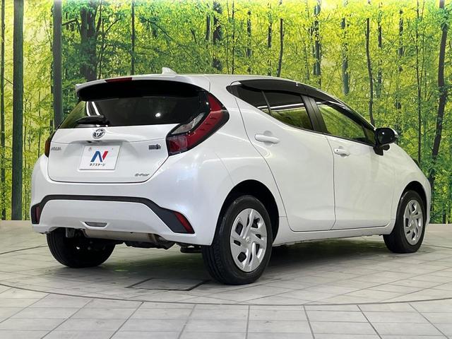 アクア Ｘ　４ＷＤ　トヨタセーフティセンス　純正ナビ機能付きディスプレイオーディオ　Ｂｌｕｅｔｏｏｔｈ再生　バックカメラ　ＥＴＣ　レーダークルーズ　禁煙車　スマートキー　ＬＥＤヘッドライト　オートエアコン（17枚目）