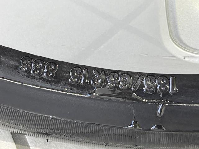 アクア Ｘ　４ＷＤ　トヨタセーフティセンス　純正ナビ機能付きディスプレイオーディオ　Ｂｌｕｅｔｏｏｔｈ再生　バックカメラ　ＥＴＣ　レーダークルーズ　禁煙車　スマートキー　ＬＥＤヘッドライト　オートエアコン（29枚目）