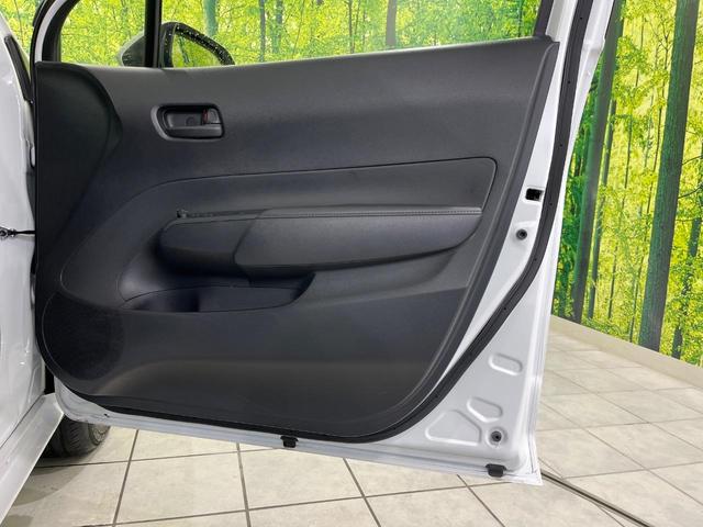 アクア Ｘ　４ＷＤ　トヨタセーフティセンス　純正ナビ機能付きディスプレイオーディオ　Ｂｌｕｅｔｏｏｔｈ再生　バックカメラ　ＥＴＣ　レーダークルーズ　禁煙車　スマートキー　ＬＥＤヘッドライト　オートエアコン（37枚目）