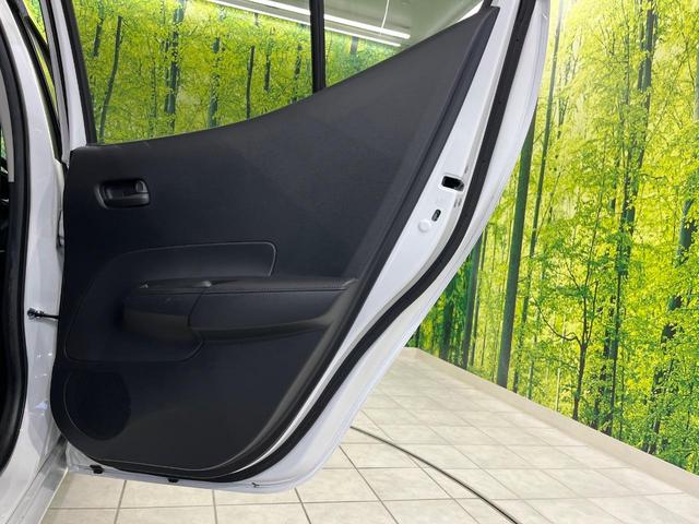 アクア Ｘ　４ＷＤ　トヨタセーフティセンス　純正ナビ機能付きディスプレイオーディオ　Ｂｌｕｅｔｏｏｔｈ再生　バックカメラ　ＥＴＣ　レーダークルーズ　禁煙車　スマートキー　ＬＥＤヘッドライト　オートエアコン（38枚目）