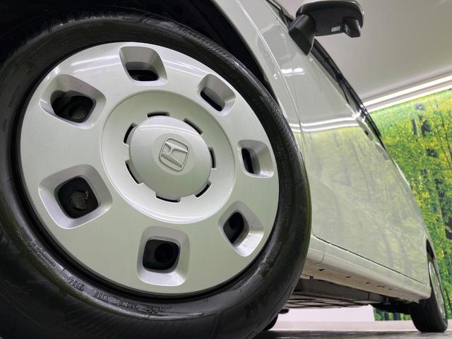 フリード エアー　両側電動ドア　純正ディスプレイオーディオ　バックカメラ　衝突被害軽減システム　レーダークルーズ　禁煙車　コーナーセンサー　スマートキー　ＬＥＤヘッド　オートハイビーム　車線逸脱警報　オートライト（14枚目）