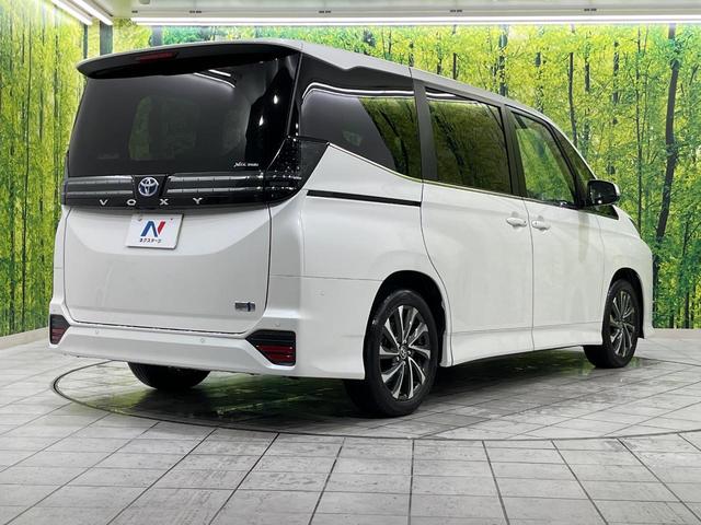 ヴォクシー ハイブリッドＳ－Ｚ　両側電動ドア　全周囲カメラ　純正１０．５インチナビ　衝突被害軽減システム　レーダークルーズ　禁煙車　ハーフレザーシート　ドラレコ　コーナーセンサー　スマートキー　ＬＥＤヘッド　ＥＴＣ２．０（18枚目）