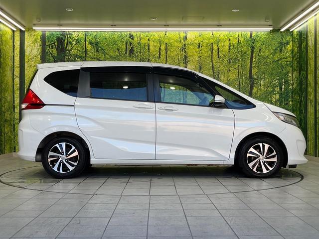 フリード Ｇ・ホンダセンシング　衝突軽減ブレーキ　両側パワースライドドア　Ｂｌｕｅｔｏｏｔｈ再生　バックカメラ　フルセグＴＶ　ＥＴＣ　ＬＥＤヘッドライト　禁煙車　純正１５インチアルミホイール　６人乗り　レーンアシスト　スマートキー（25枚目）
