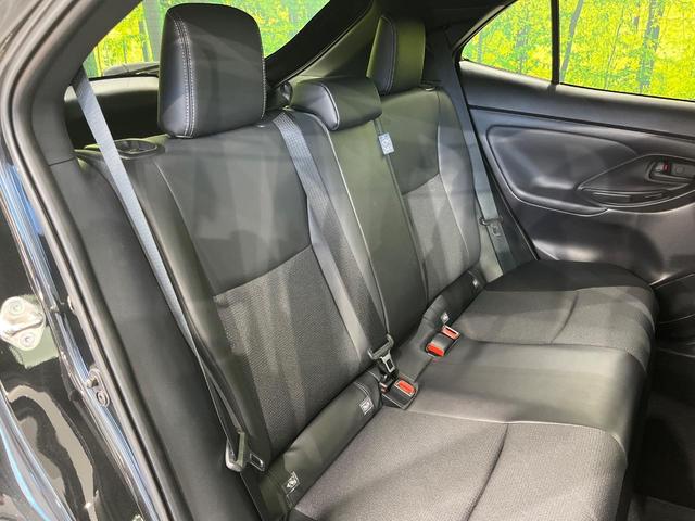 ヤリスクロス ハイブリッドＺ　トヨタセーフティセンス　純正８インチナビ　アラウンドビューモニター　Ｂｌｕｅｔｏｏｔｈ再生　フルセグＴＶ　ＥＴＣ　禁煙車　ＬＥＤヘッドライト　ブラインドスポットモニター　クリアランスソナー（9枚目）