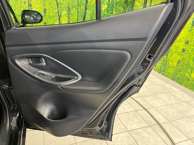 ヤリスクロス ハイブリッドＺ　トヨタセーフティセンス　純正８インチナビ　アラウンドビューモニター　Ｂｌｕｅｔｏｏｔｈ再生　フルセグＴＶ　ＥＴＣ　禁煙車　ＬＥＤヘッドライト　ブラインドスポットモニター　クリアランスソナー（22枚目）