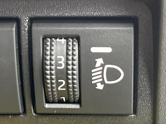 ヤリスクロス ハイブリッドＺ　トヨタセーフティセンス　純正８インチナビ　アラウンドビューモニター　Ｂｌｕｅｔｏｏｔｈ再生　フルセグＴＶ　ＥＴＣ　禁煙車　ＬＥＤヘッドライト　ブラインドスポットモニター　クリアランスソナー（35枚目）