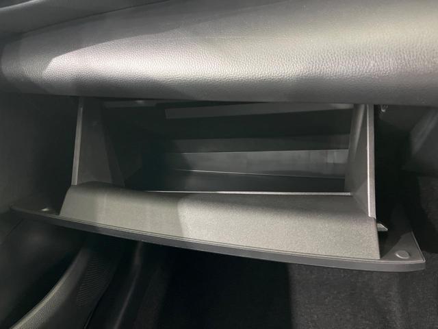 ヤリスクロス ハイブリッドＺ　トヨタセーフティセンス　純正８インチナビ　アラウンドビューモニター　Ｂｌｕｅｔｏｏｔｈ再生　フルセグＴＶ　ＥＴＣ　禁煙車　ＬＥＤヘッドライト　ブラインドスポットモニター　クリアランスソナー（51枚目）