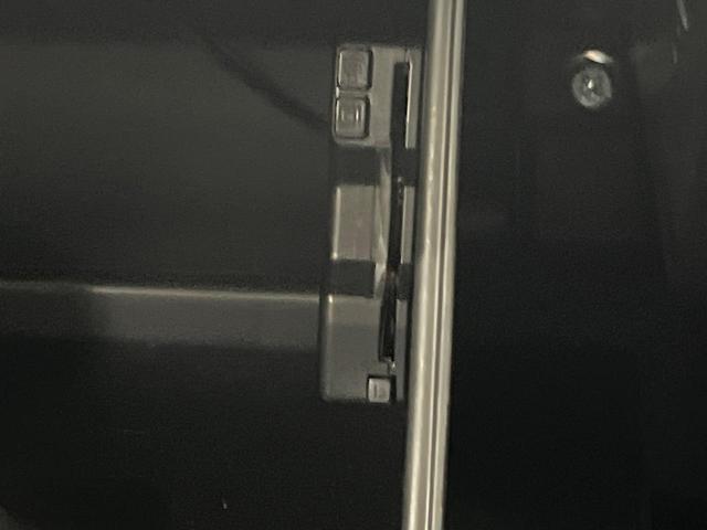 ハスラー ハイブリッドＸターボ　４ＷＤ　純正９インチナビ　全周囲カメラ　衝突被害軽減システム　レーダークルーズ　禁煙車　ドラレコ　コーナーセンサー　スマートキー　ＬＥＤヘッド　ＥＴＣ　純正１５インチアルミ　車線逸脱警報　オートライト（7枚目）