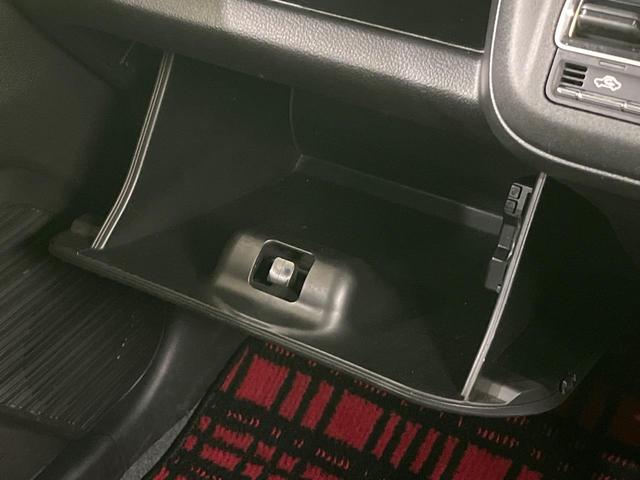 ハスラー ハイブリッドＸターボ　４ＷＤ　純正９インチナビ　全周囲カメラ　衝突被害軽減システム　レーダークルーズ　禁煙車　ドラレコ　コーナーセンサー　スマートキー　ＬＥＤヘッド　ＥＴＣ　純正１５インチアルミ　車線逸脱警報　オートライト（50枚目）