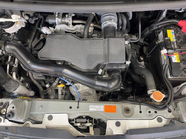 ルーミー カスタムＧ　４ＷＤ　両側電動ドア　全周囲カメラ　衝突被害軽減システム　レーダークルーズ　禁煙車　ドラレコ　コーナーセンサー　スマートキー　ＬＥＤヘッド　ＥＴＣ２．０　純正１４インチアルミ　オートライト（18枚目）