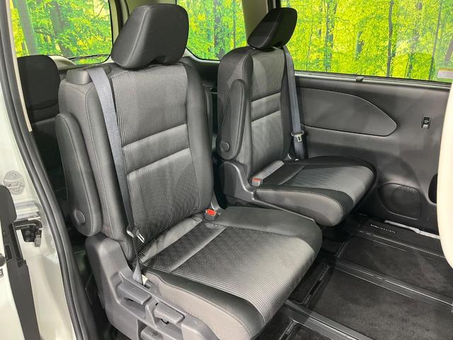 セレナ ｅ－パワー　ハイウェイスターＶ　インテリジェントエマージェンシーブレーキ　両側パワースライドドア　純正９インチナビ　禁煙車　アラウンドビューモニター　Ｂｌｕｅｔｏｏｔｈ再生　ドライブレコーダー　フルセグＴＶ　デジタルインナーミラー（9枚目）