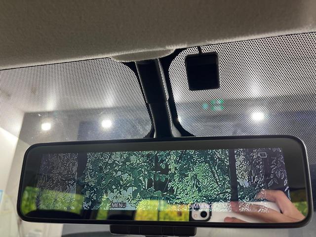 セレナ ｅ－パワー　ハイウェイスターＶ　インテリジェントエマージェンシーブレーキ　両側パワースライドドア　純正９インチナビ　禁煙車　アラウンドビューモニター　Ｂｌｕｅｔｏｏｔｈ再生　ドライブレコーダー　フルセグＴＶ　デジタルインナーミラー（51枚目）