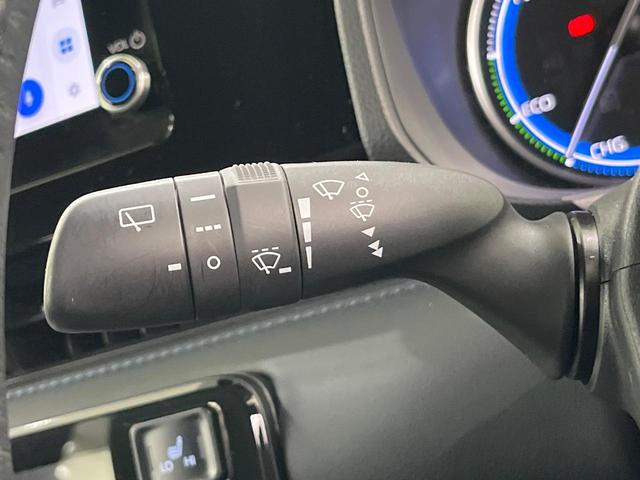 ヴォクシー ハイブリッドＳ－Ｚ　トヨタセーフティセンス　両側パワースライドドア　純正８インチディスプレイオーディオ　Ｂｌｕｅｔｏｏｔｈ再生　バックカメラ　フルセグＴＶ　レーダークルーズ　デュアルオートエアコン　禁煙車（41枚目）