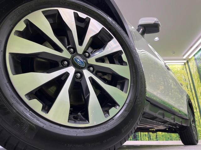 レガシィアウトバック リミテッド　４ＷＤ　純正ＳＤナビ　バックカメラ　後席モニター　衝突被害軽減システム　レーダークルーズ　禁煙車　電動リアゲート　レザーシート　スマートキー　ＬＥＤヘッド　ビルトインＥＴＣ　純正１８インチアルミ（13枚目）