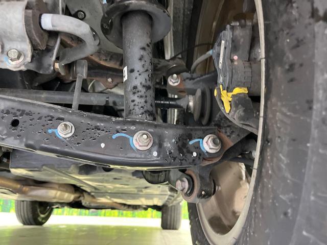 レガシィアウトバック リミテッド　４ＷＤ　純正ＳＤナビ　バックカメラ　後席モニター　衝突被害軽減システム　レーダークルーズ　禁煙車　電動リアゲート　レザーシート　スマートキー　ＬＥＤヘッド　ビルトインＥＴＣ　純正１８インチアルミ（24枚目）