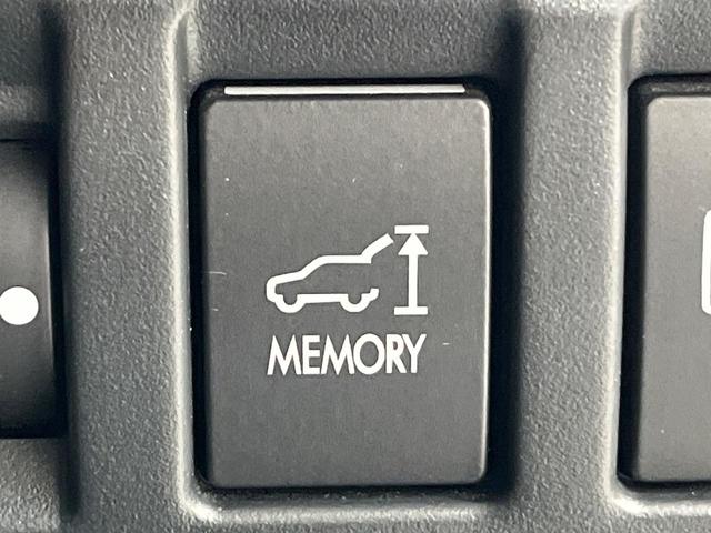 レガシィアウトバック リミテッド　４ＷＤ　純正ＳＤナビ　バックカメラ　後席モニター　衝突被害軽減システム　レーダークルーズ　禁煙車　電動リアゲート　レザーシート　スマートキー　ＬＥＤヘッド　ビルトインＥＴＣ　純正１８インチアルミ（35枚目）