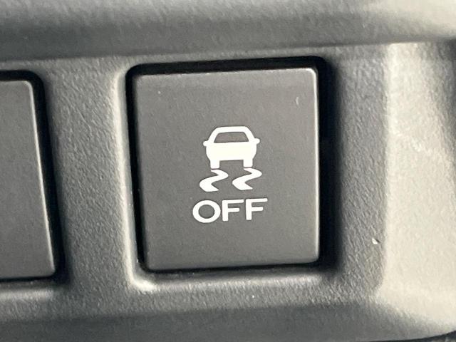 レガシィアウトバック リミテッド　４ＷＤ　純正ＳＤナビ　バックカメラ　後席モニター　衝突被害軽減システム　レーダークルーズ　禁煙車　電動リアゲート　レザーシート　スマートキー　ＬＥＤヘッド　ビルトインＥＴＣ　純正１８インチアルミ（36枚目）