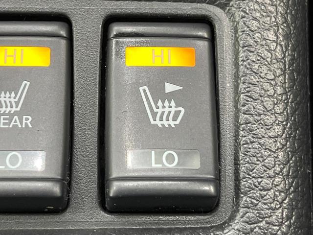 エクストレイル モード・プレミア　ハイコントラストインテリア　４ＷＤ　全周囲カメラ　禁煙車　電動リアゲート　レザーシート　全席シートヒーター　コーナーセンサー　スマートキー　ＬＥＤヘッド　ビルトインＥＴＣ　オートライト　デュアルエアコン　Ｂｌｕｅｔｏｏｔｈ（6枚目）