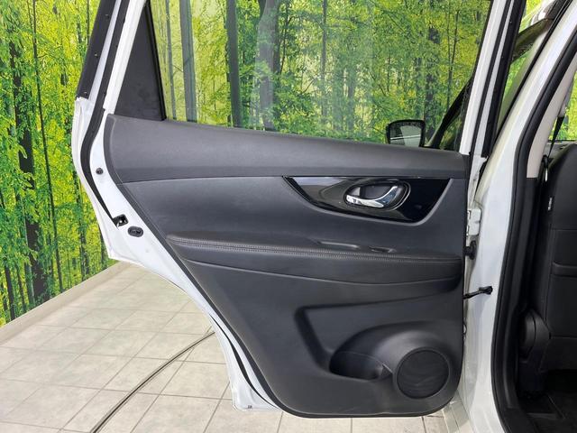 エクストレイル モード・プレミア　ハイコントラストインテリア　４ＷＤ　全周囲カメラ　禁煙車　電動リアゲート　レザーシート　全席シートヒーター　コーナーセンサー　スマートキー　ＬＥＤヘッド　ビルトインＥＴＣ　オートライト　デュアルエアコン　Ｂｌｕｅｔｏｏｔｈ（26枚目）