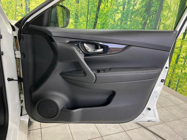 エクストレイル モード・プレミア　ハイコントラストインテリア　４ＷＤ　全周囲カメラ　禁煙車　電動リアゲート　レザーシート　全席シートヒーター　コーナーセンサー　スマートキー　ＬＥＤヘッド　ビルトインＥＴＣ　オートライト　デュアルエアコン　Ｂｌｕｅｔｏｏｔｈ（27枚目）