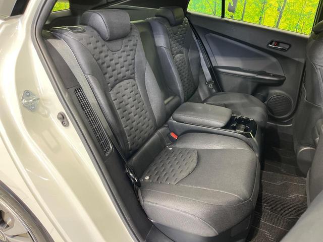 後部座席も気になるようなキズ・汚れやへたり等、大きなダメージはなく、良好な状態です。