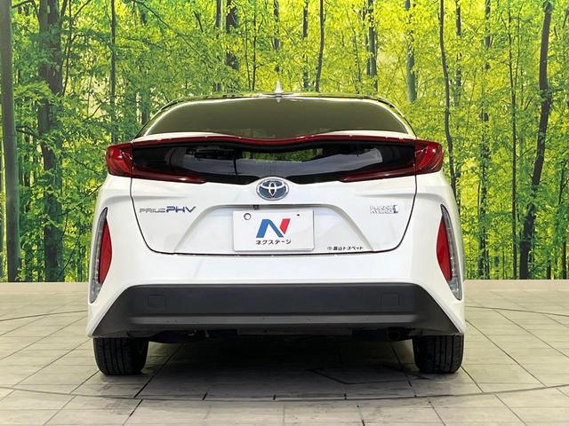 安心の最長１０年・走行無制限保証（有償）をご用意。保証内容も充実はもちろん、無料点検＆オイル交換や、年中無休の全国・２４時間ロードサービスも付帯されておりますのでご安心下さい。