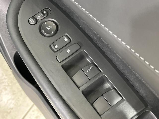 WR-V Z+ ホンダセンシング 純正ナビ Bluetooth再生 ドライブレコーダー バックカメラ フルセグTV ETC LEDヘッドライト フロントフォグ アダプティブクルーズ サイドエアバッグ 禁煙車(31枚目)
