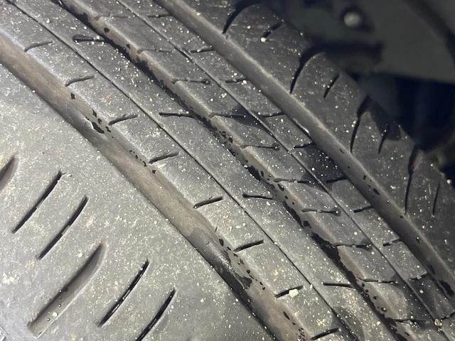 ルーミー カスタムＧ　両側電動ドア　ＳＤナビ　全周囲カメラ　衝突被害軽減システム　レーダークルーズ　禁煙車　コーナーセンサー　スマートキー　ＬＥＤヘッド　純正１４インチアルミ　オートライト　Ｂｌｕｅｔｏｏｔｈ　ＣＤ（52枚目）