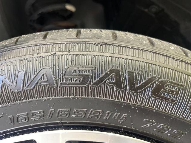 ルーミー カスタムＧ　両側電動ドア　ＳＤナビ　全周囲カメラ　衝突被害軽減システム　レーダークルーズ　禁煙車　コーナーセンサー　スマートキー　ＬＥＤヘッド　純正１４インチアルミ　オートライト　Ｂｌｕｅｔｏｏｔｈ　ＣＤ（53枚目）