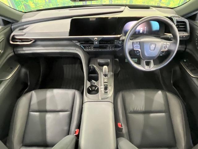 クラウンクロスオーバー Ｇアドバンスド・レザーパッケージ　４ＷＤ　純正１２．５インチＤＡ　全周囲カメラ　衝突被害軽減システム　レーダークルーズ　禁煙車　電動リアゲート　レザーシート　前席シートエアコン　パワーシート　ドラレコ　コーナーセンサー　スマートキー（2枚目）