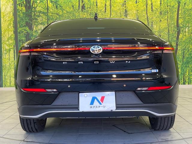 クラウンクロスオーバー Ｇアドバンスド・レザーパッケージ　４ＷＤ　純正１２．５インチＤＡ　全周囲カメラ　衝突被害軽減システム　レーダークルーズ　禁煙車　電動リアゲート　レザーシート　前席シートエアコン　パワーシート　ドラレコ　コーナーセンサー　スマートキー（15枚目）