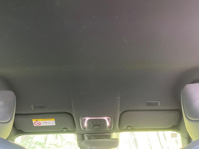 クラウンクロスオーバー Ｇアドバンスド・レザーパッケージ　４ＷＤ　純正１２．５インチＤＡ　全周囲カメラ　衝突被害軽減システム　レーダークルーズ　禁煙車　電動リアゲート　レザーシート　前席シートエアコン　パワーシート　ドラレコ　コーナーセンサー　スマートキー（29枚目）