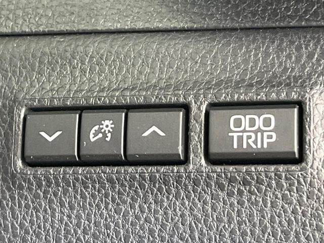 クラウンクロスオーバー Ｇアドバンスド・レザーパッケージ　４ＷＤ　純正１２．５インチＤＡ　全周囲カメラ　衝突被害軽減システム　レーダークルーズ　禁煙車　電動リアゲート　レザーシート　前席シートエアコン　パワーシート　ドラレコ　コーナーセンサー　スマートキー（33枚目）