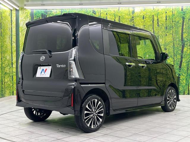 タント カスタムＲＳ　４ＷＤ　両側パワースライドドア　全周囲カメラ　純正９インチディスプレイオーディオ　Ｂｌｕｅｔｏｏｔｈ再生　ドライブレコーダー　フルセグＴＶ　禁煙車　ターボ　ＬＥＤヘッドライト　フロントフォグ（17枚目）