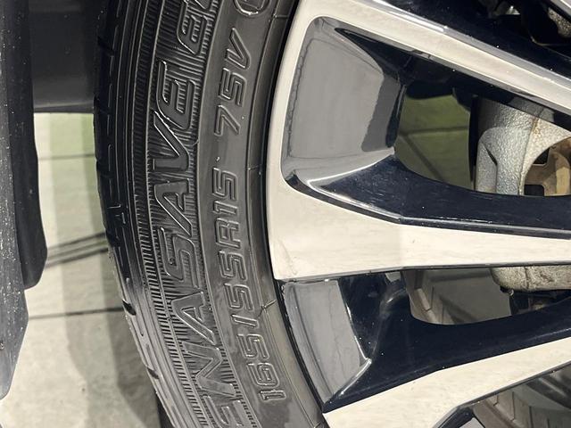 タント カスタムＲＳ　４ＷＤ　両側パワースライドドア　全周囲カメラ　純正９インチディスプレイオーディオ　Ｂｌｕｅｔｏｏｔｈ再生　ドライブレコーダー　フルセグＴＶ　禁煙車　ターボ　ＬＥＤヘッドライト　フロントフォグ（21枚目）