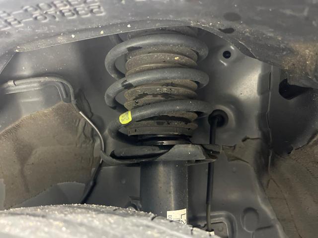 タント カスタムＲＳ　４ＷＤ　両側パワースライドドア　全周囲カメラ　純正９インチディスプレイオーディオ　Ｂｌｕｅｔｏｏｔｈ再生　ドライブレコーダー　フルセグＴＶ　禁煙車　ターボ　ＬＥＤヘッドライト　フロントフォグ（23枚目）