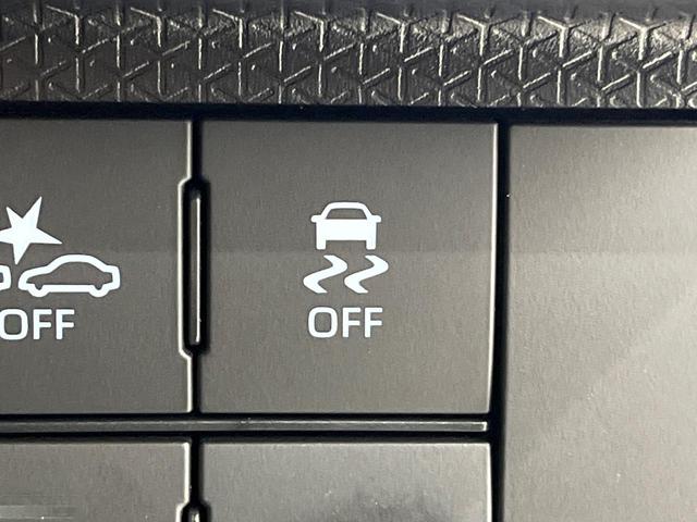 タント カスタムＲＳ　４ＷＤ　両側パワースライドドア　全周囲カメラ　純正９インチディスプレイオーディオ　Ｂｌｕｅｔｏｏｔｈ再生　ドライブレコーダー　フルセグＴＶ　禁煙車　ターボ　ＬＥＤヘッドライト　フロントフォグ（45枚目）