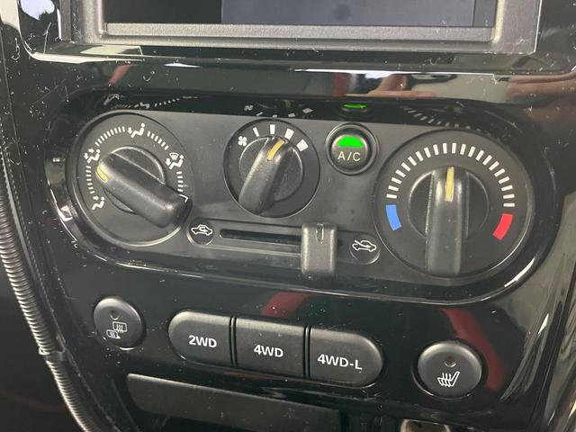 ジムニー クロスアドベンチャー 4WD ドライブレコーダー 禁煙車 ターボ 純正16インチアルミホイール シートヒーター ターボ ドアバイザー プライバシーガラス フロントフォグ 安全ボディ パワーウィンドウ パワーステアリング(5枚目)